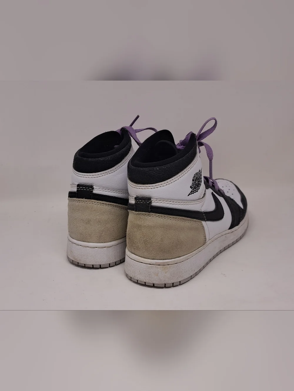 Nike Air Jordan 1 Retro High OG GS Stage Haze SIZE 7Y (Womens 8.5 US) 575441 108 - Picture 11 of 14